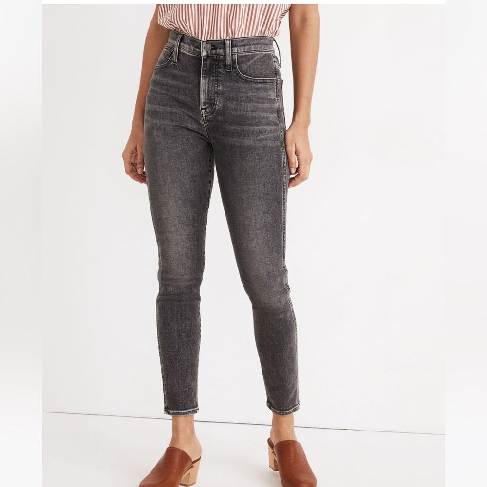 Madewell Size 25 • 10" High-Rise Skinny Crop Jeans in Oakwood Wash